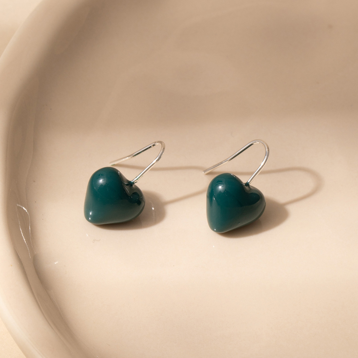 韩系多巴胺彩色滴釉立体爱心耳钩简约甜美精致时尚潮流百搭耳饰女详情7