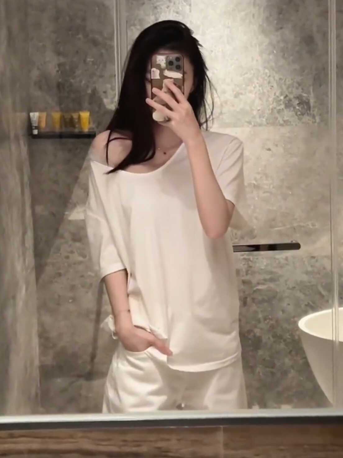韩版宽松慵懒短袖白色t恤女大U领打底衫夏季薄款显瘦纯色百搭上衣详情6