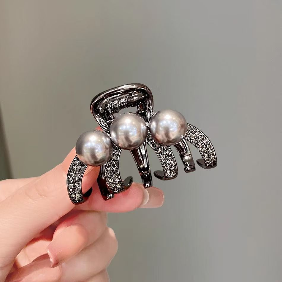 高级感枪黑色水钻珍珠抓夹中号发夹后脑勺半扎气质ins鲨鱼夹发饰详情7