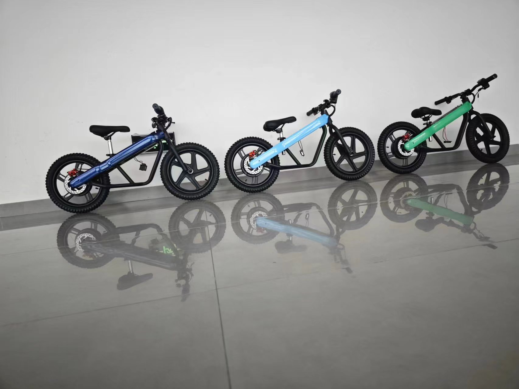 儿童电动车滑步车平衡车Balance Bike Ride On Toys Kids scooter详情157