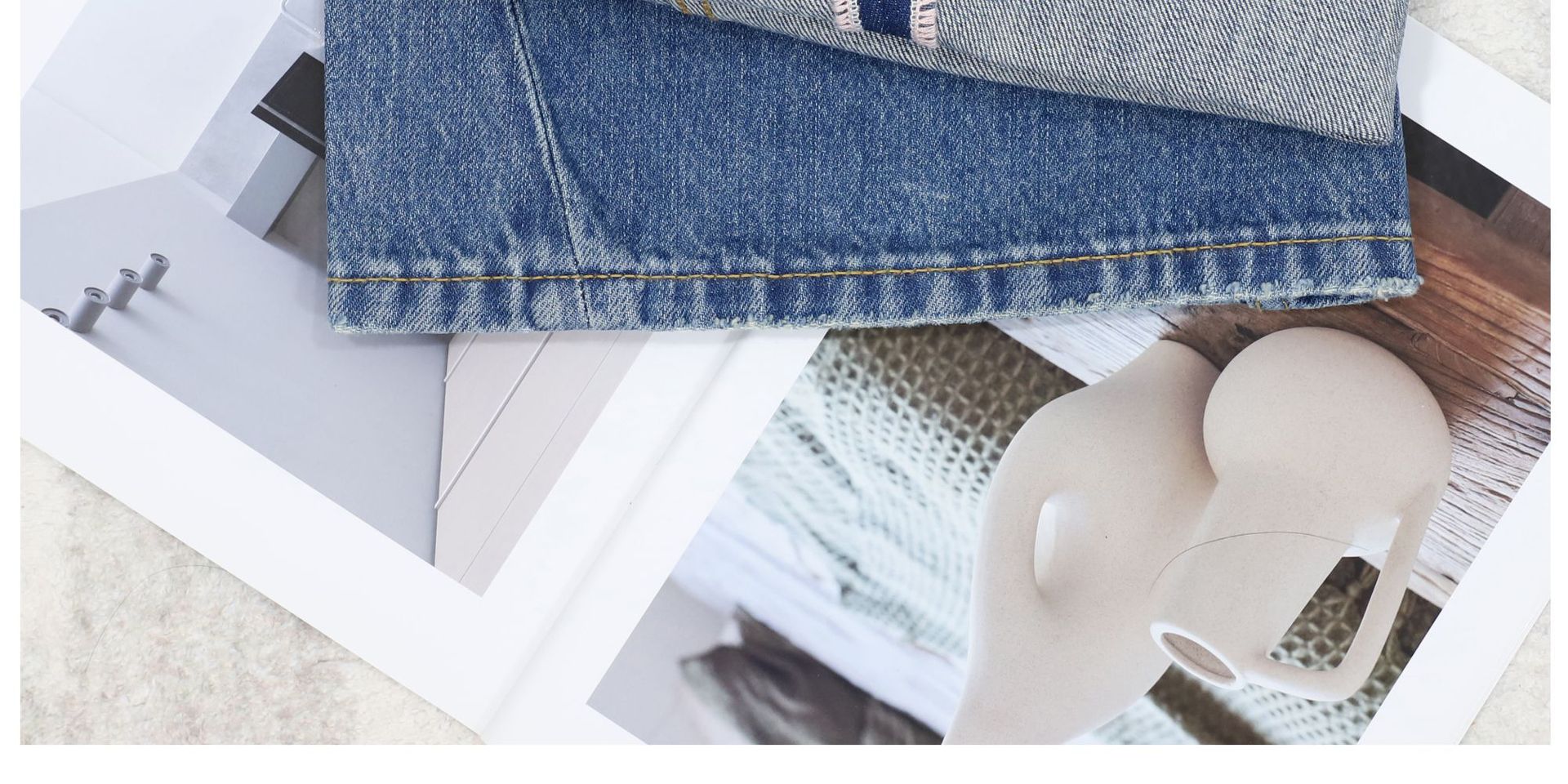 AC blue straight-leg jeans for women, high-waisted wide-leg, ink-wash distressed printed flared pants, dirty pants, Spring 2026 new style pic 22