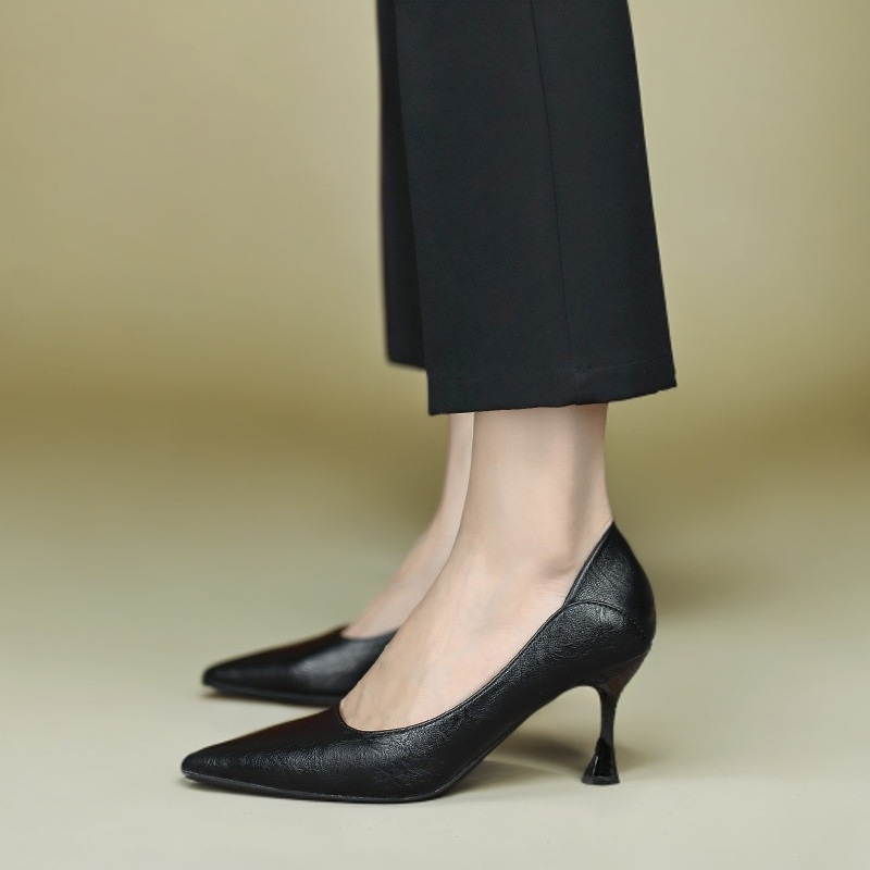 The 2025 new black professional high heels with soft leather can be worn at the back, single toe, pointed toe and thin heel. Work shoes for women pic 11