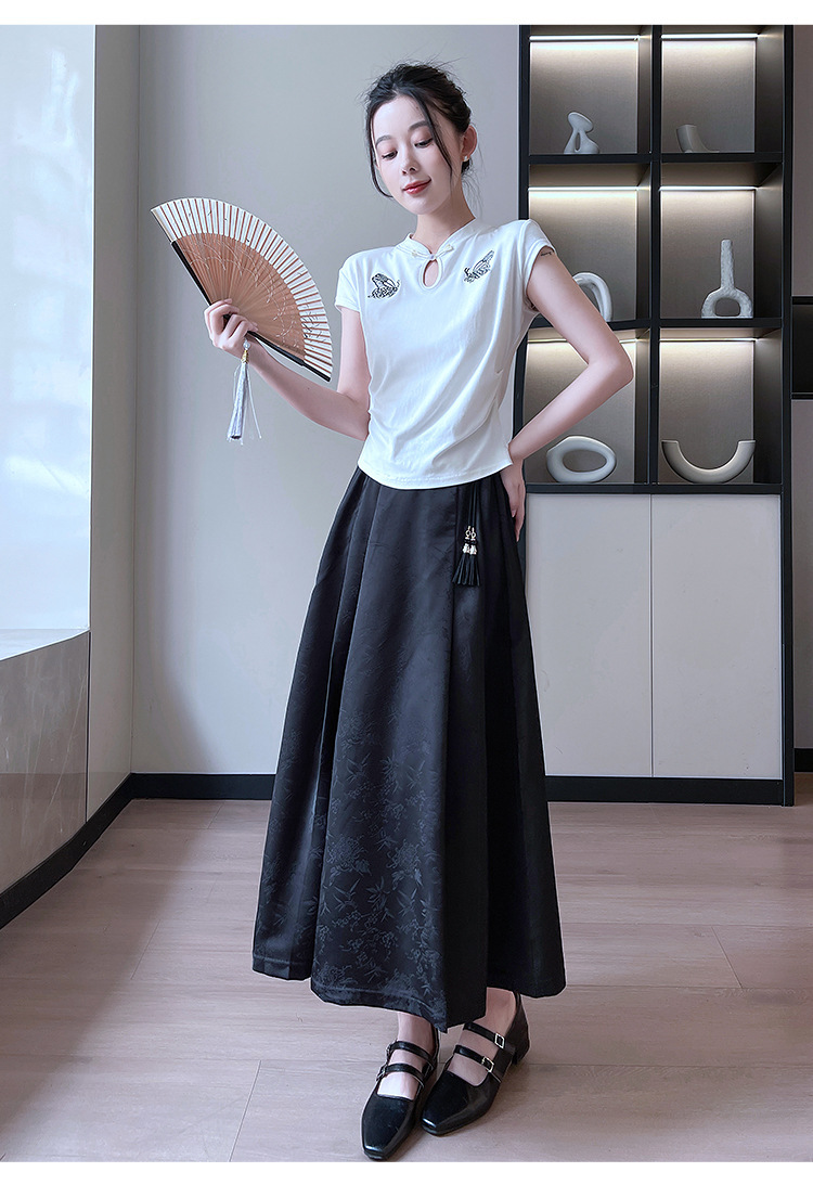 New Chinese-style satin skirt for women in spring and summer, gentle, high-waisted, slimming, large swing, retro jacquard, Chinese-style horse face skirt, Chinese trend pic 22