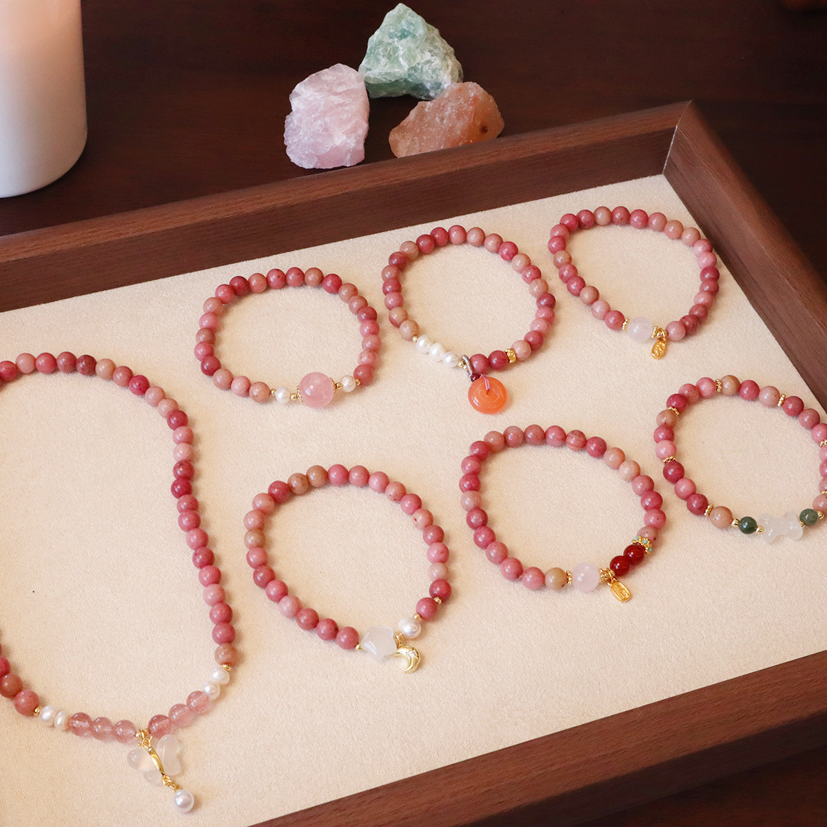 红纹石手链天然淡水珍珠玉髓高级感天然石手串女平安扣星星设计详情3