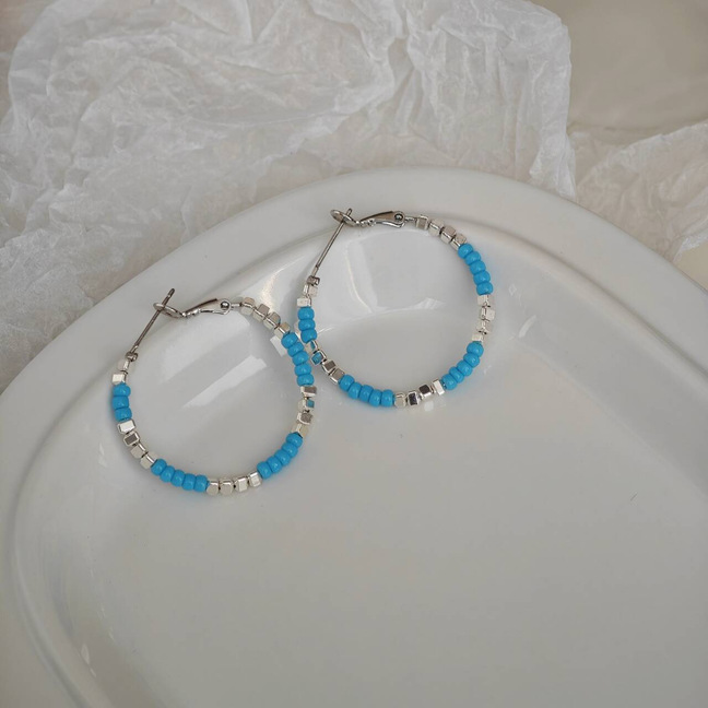 Niche ins minimalist colored drip glaze dopamine earrings, gentle and creamy C-shaped blue large circle ear rings for round faces pic 53