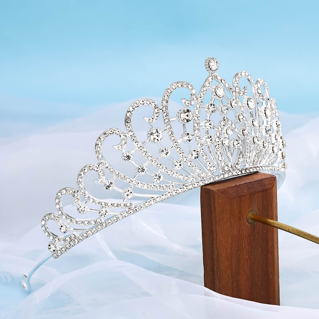 时尚个性新款钻石银色公主头饰大气奢华婚纱礼服超闪水晶新娘皇冠详情7