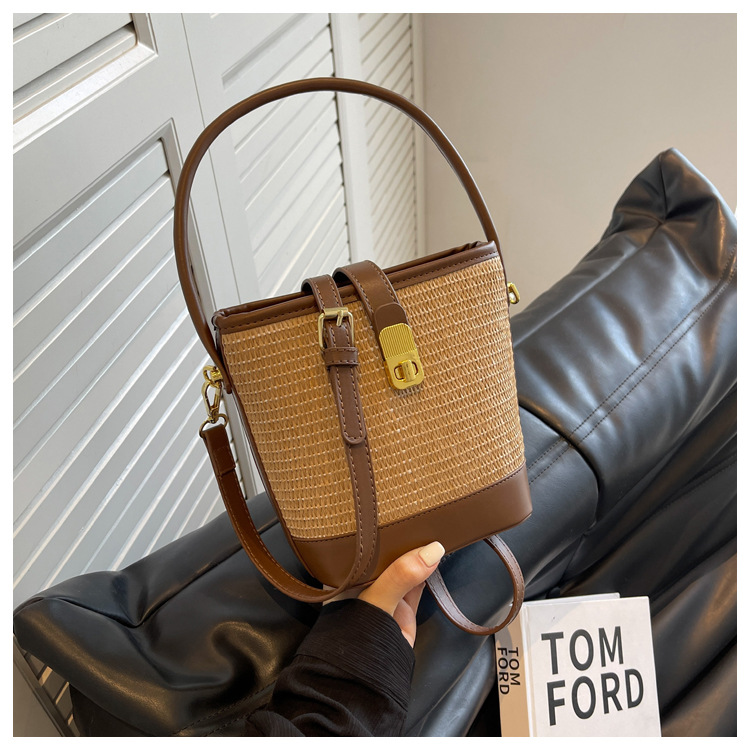 This 2023 new, niche design crossbody bag for women is a versatile and high-end hand-held bucket bag for summer pic 13