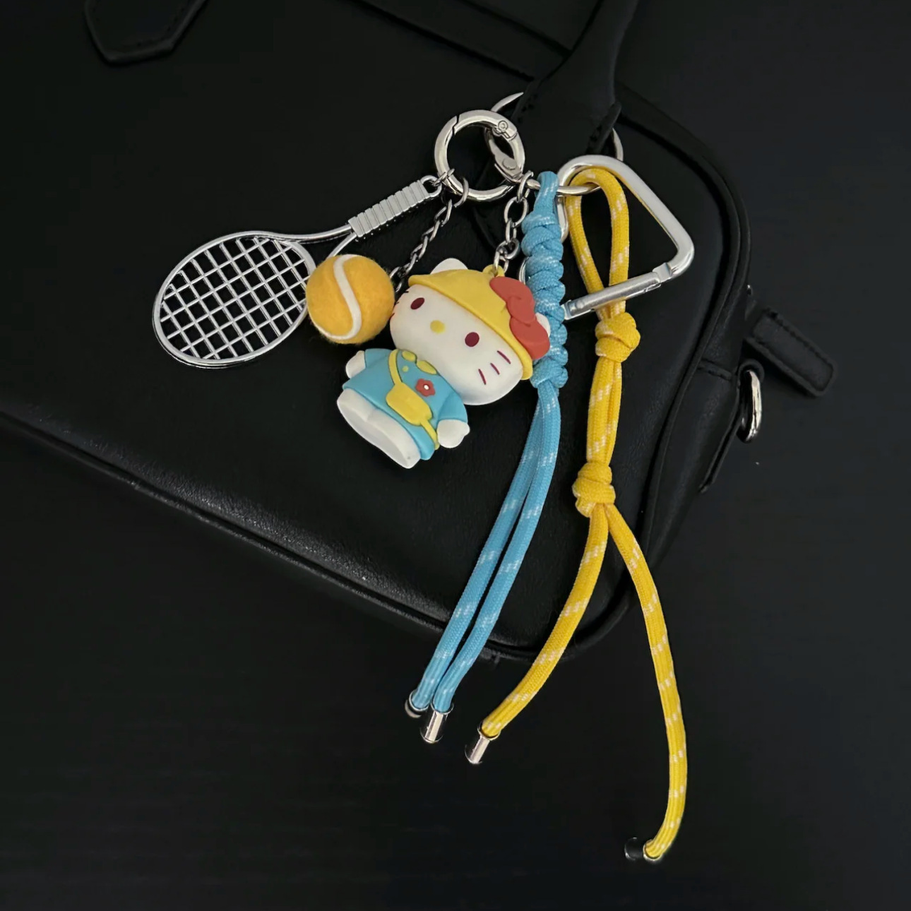 Miu series bag pendants, Dachshund figurine pendants, schoolbags, car lanyards, high-end keychains, baseball accessories pic 7