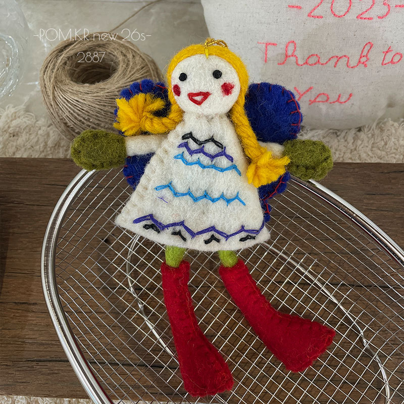 Handmade felt dolls, wool felt accessories, felt cloth ornaments, felt bags, felt rooms, creative handicraft materials pic 4