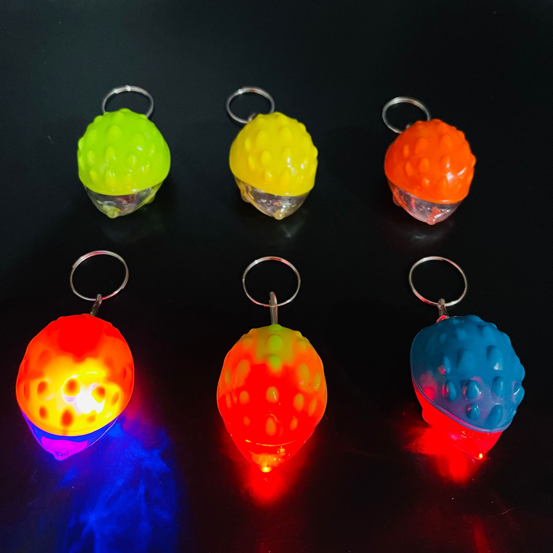 【 Zone 1-11 】 Hedgehog Keychain Light 12/ pack 2400/ piece 1 yuan store supply wholesale Luminous light keychain Light keyring light Street stall supply Colored luminous pendant light pic 6