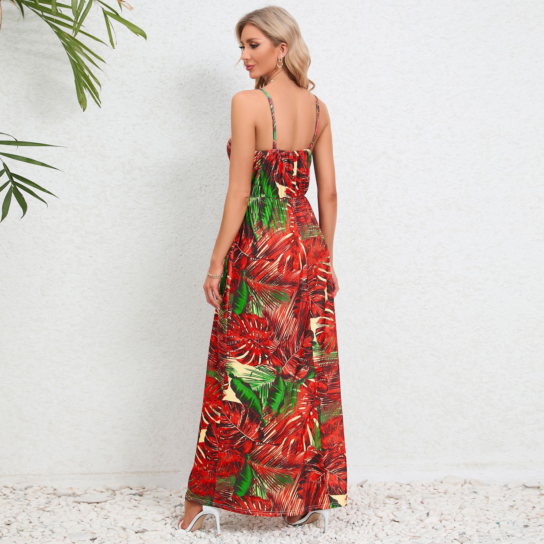 A new, fashionable and sexy halter, backless, slimming dress from European and American foreign trade for summer 2024 pic 11