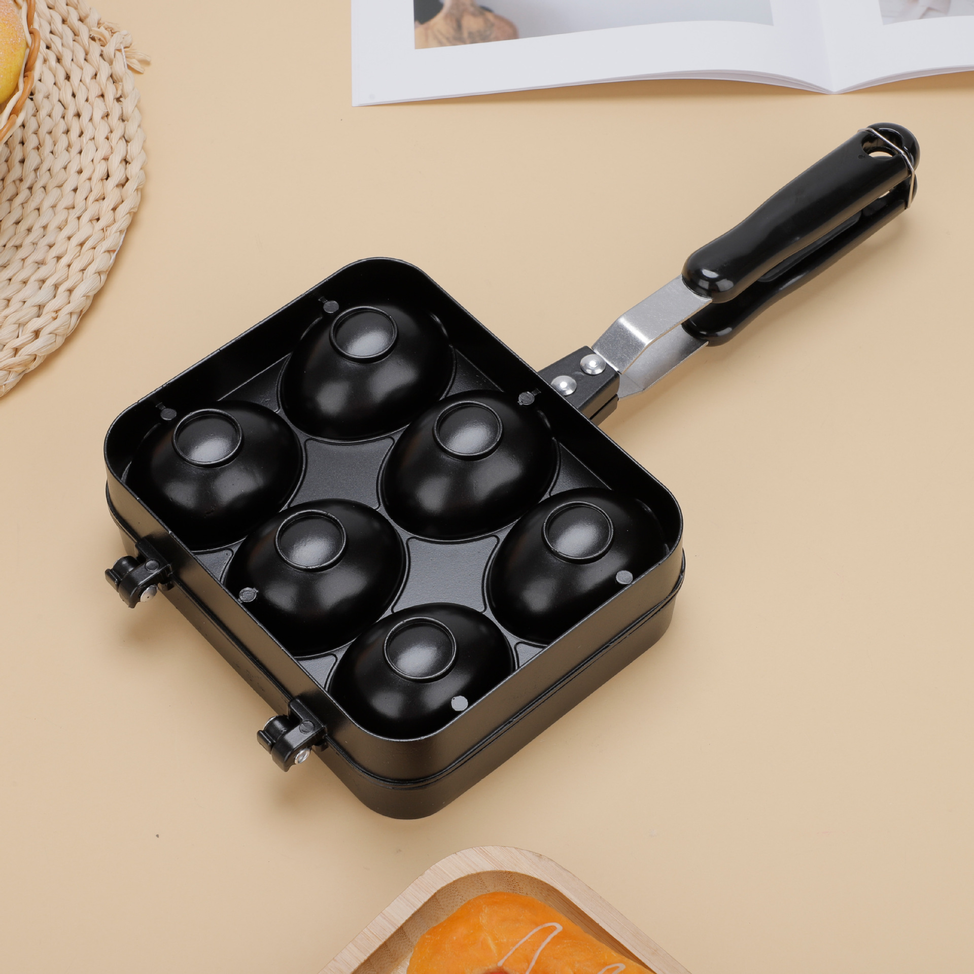 Commercial cake molds, gas baking trays, egg waffle machines, and home Hong Kong-style egg waffle machines pic 3