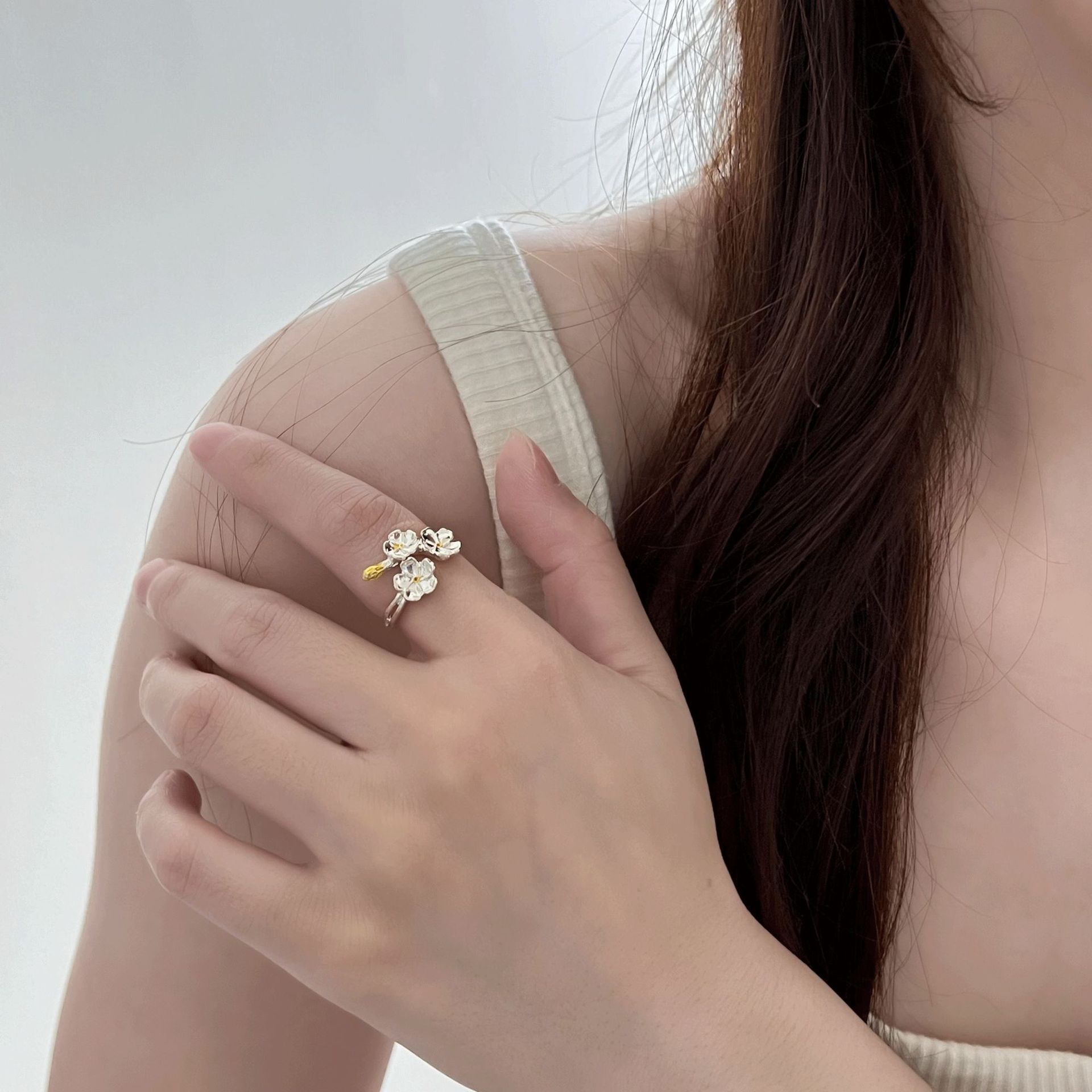 立体花朵戒指银色鸢尾花古风中世纪法式复古宫廷欧式夸张开口戒指详情4