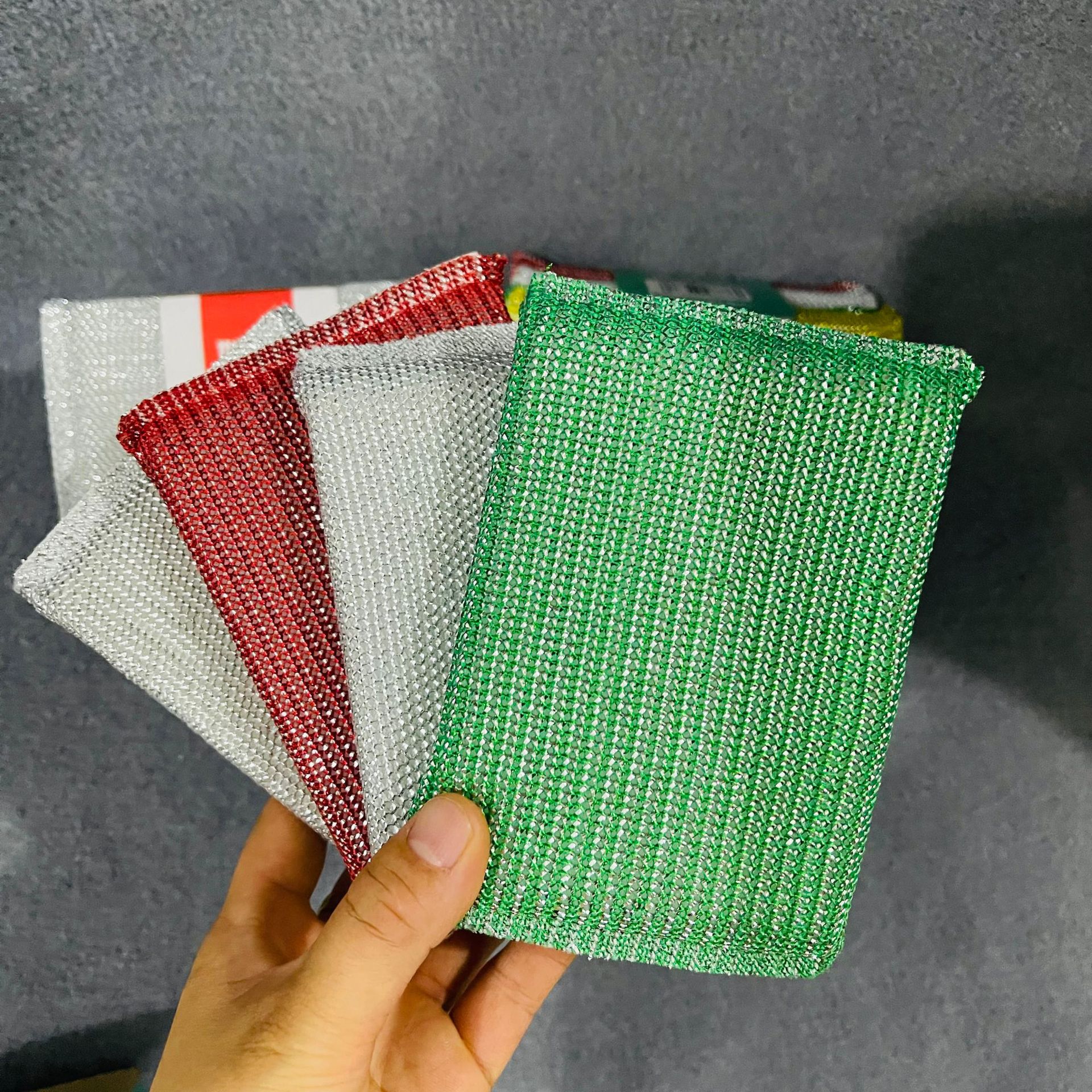 【 Zone 3-2 】 Flat four-color 20/ pack 400/ box Large 4-piece sponge dishwashing sponge cleaning block Sponge block Gold thread 4-piece sponge cleaning sponge 2 yuan pic 4