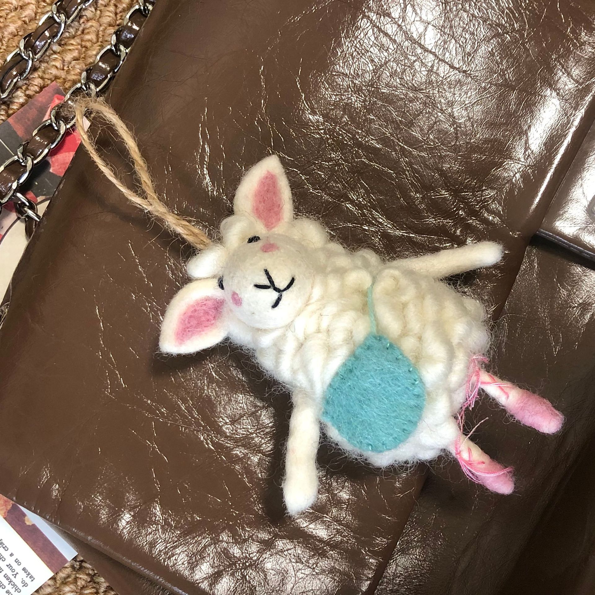 2025 New Nepalese wool felt keychain pendant, cute little sheep and dog bag pendant, car hanging doll pic 9