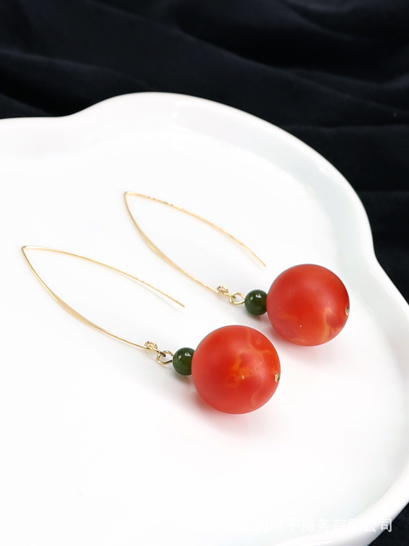 Trendy and personalized beeswax balls, Dongling jade ear hook long creative long hook earrings, ethnic style accessories, female Internet celebrity charm pic 6