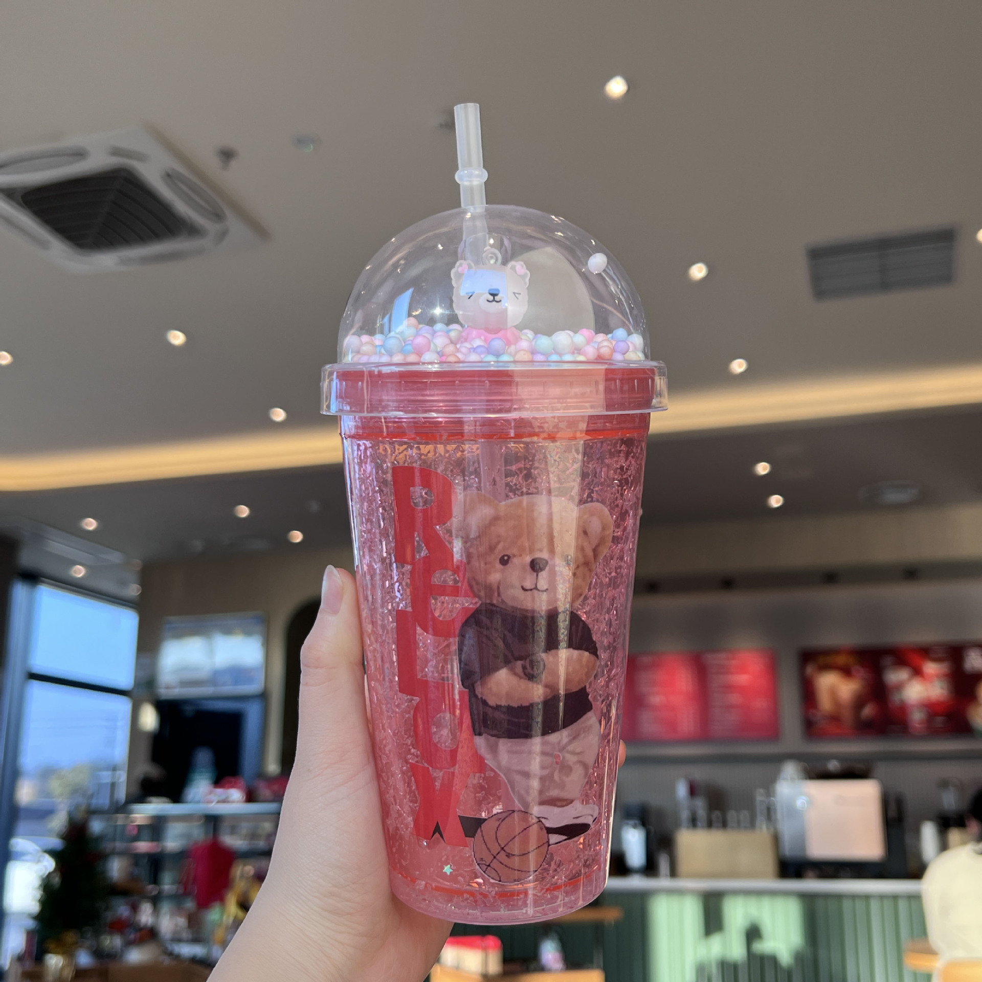 跨境新款卡通小熊杯双层塑料水杯可爱儿童便携高颜值吸管杯碎冰杯详情6