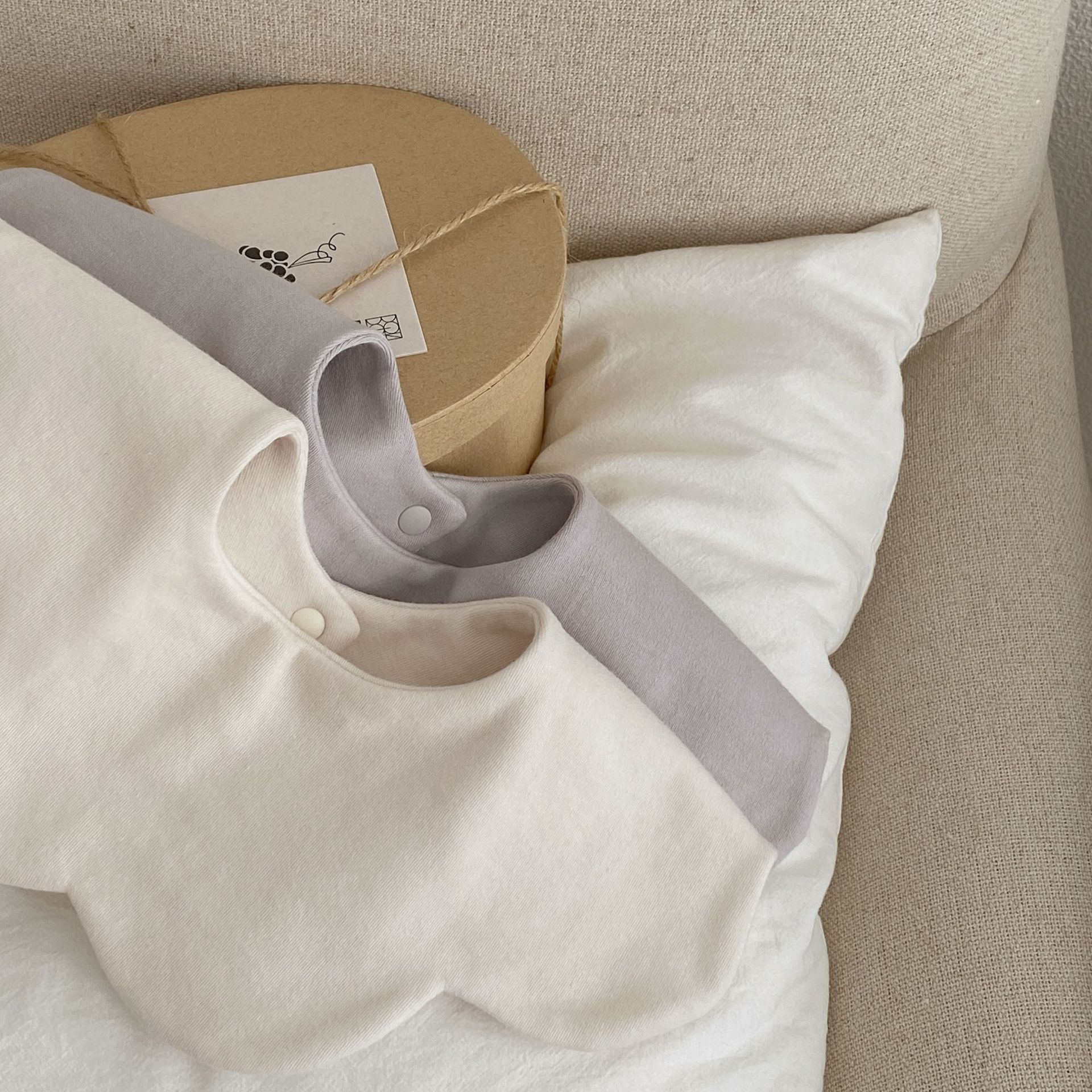 婴儿口水巾宝宝纯棉A类花瓣围兜纯色加厚双面口水巾秋冬1-3岁详情20