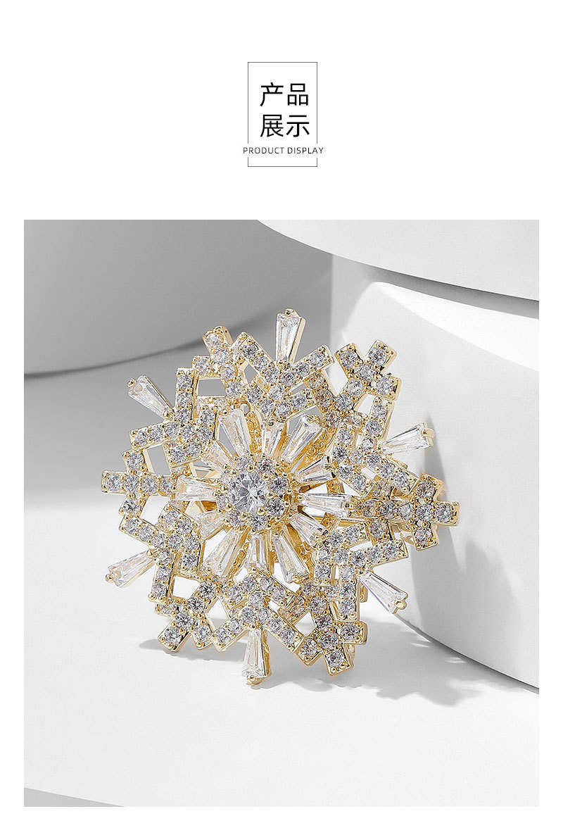 Rotating snowflake brooch, high-end fashion, versatile brooch, high-end suit coat brooch, accessory brooch, women V-neck, Japanese and Korean pic 9