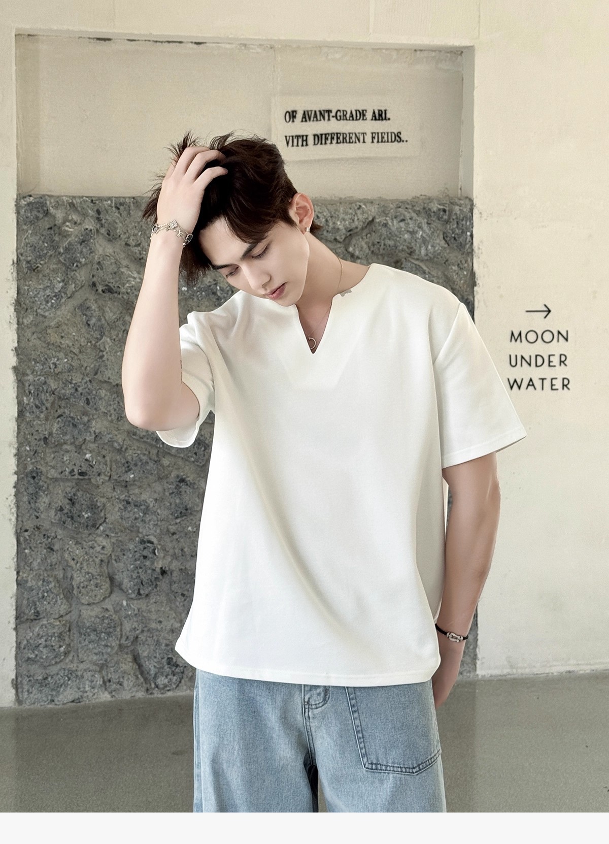 Customized V-neck metal buckle loose short T-shirts from Henry in Suriname, Bolivia, based on your provided samples. Super Factory pic 17