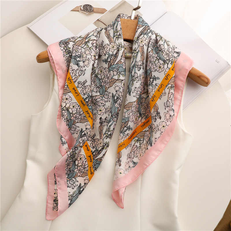 A 70cm small square scarf with Chinese trend printed patterns for women, fashionable clothing matching. The small silk scarf is an elegant autumn and winter scarf with flowers pic 10