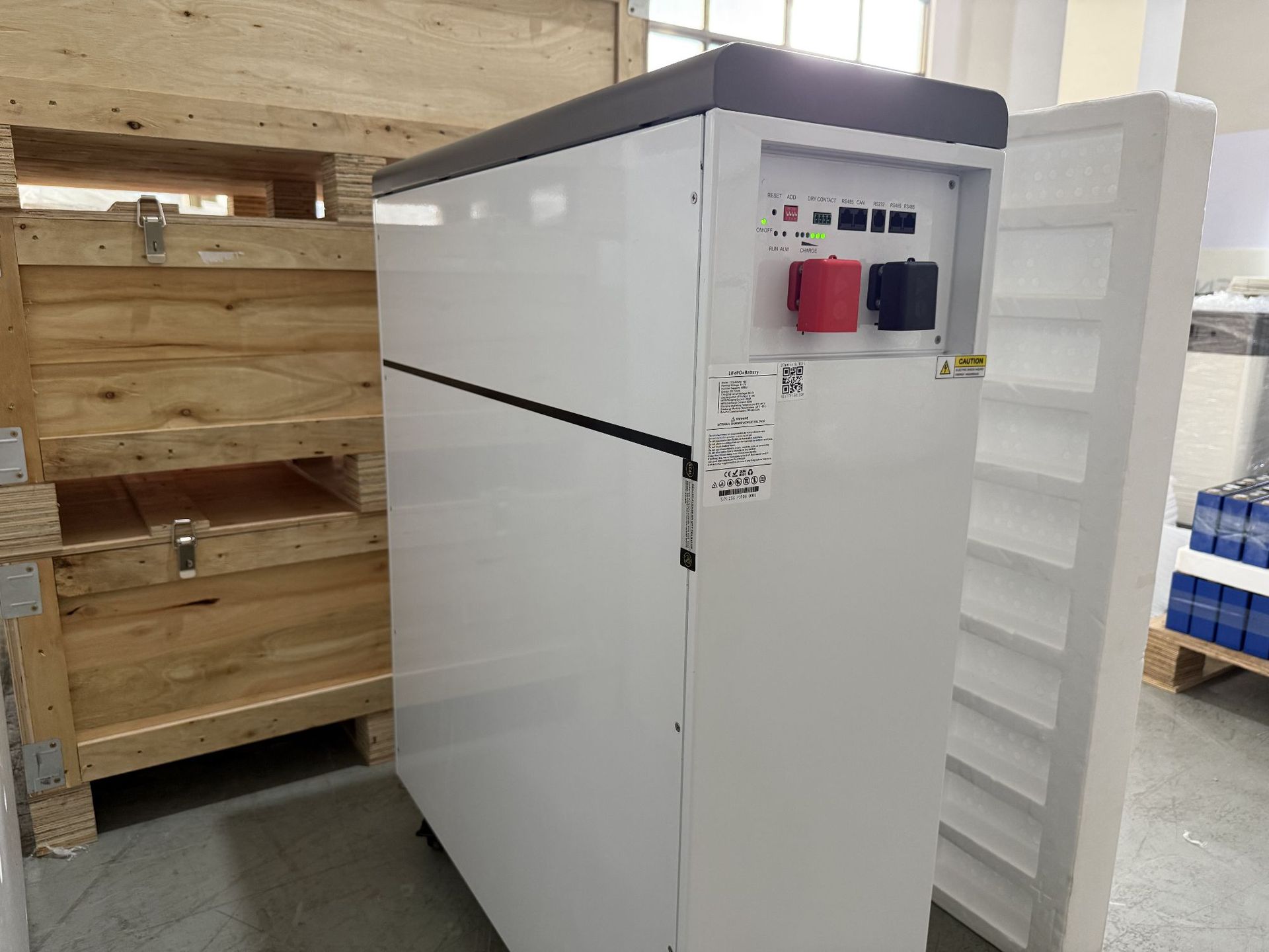 跨境外贸白色落地式光伏储能电池30kwh磷酸铁锂51.2v600Ah家用空气净化器详情14