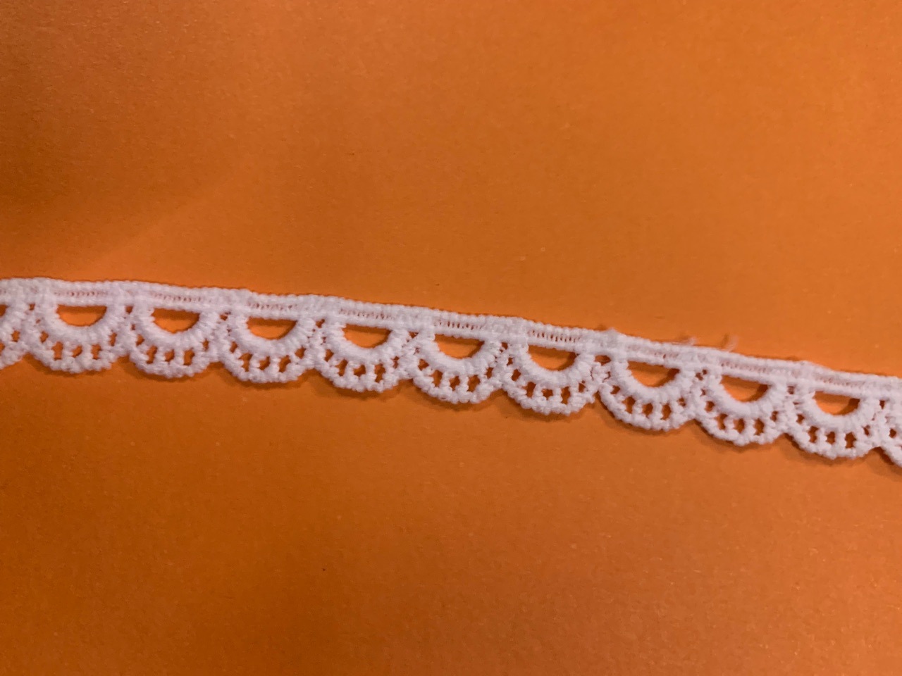 The manufacturer produces 1-centimeter single-sided water-soluble milk silk lace clothing, curtains, accessories and jewelry Lolita DIY pic 3