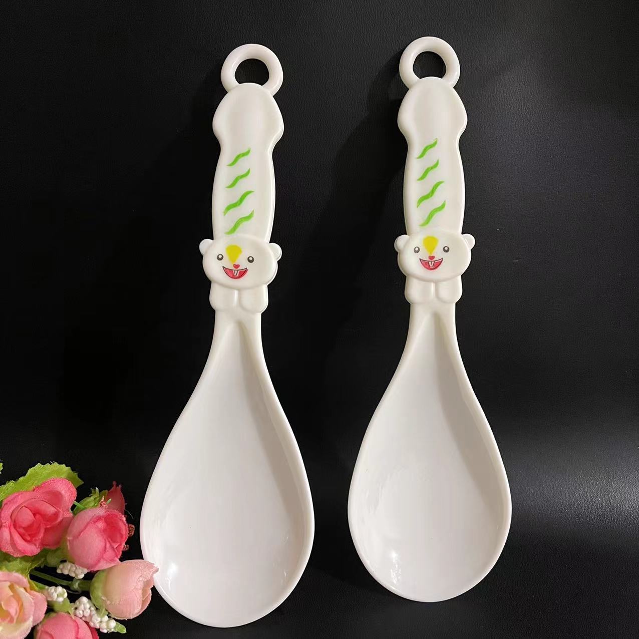 【 Zone 3-9 】0136 rice spoon 2/ Pack 144/ Box 576/ Case 0136 rice spoon Card Pack Household rice Spoon Cartoon Cute Spoon White Rice spatula Rice Spoon Kitchen Daily Use 2 yuan wholesale pic 4