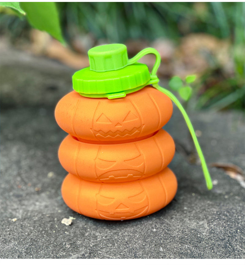 创意新款食品级硅胶折叠水壶便携户外运动水杯南瓜圣诞树造型便携水壶详情17