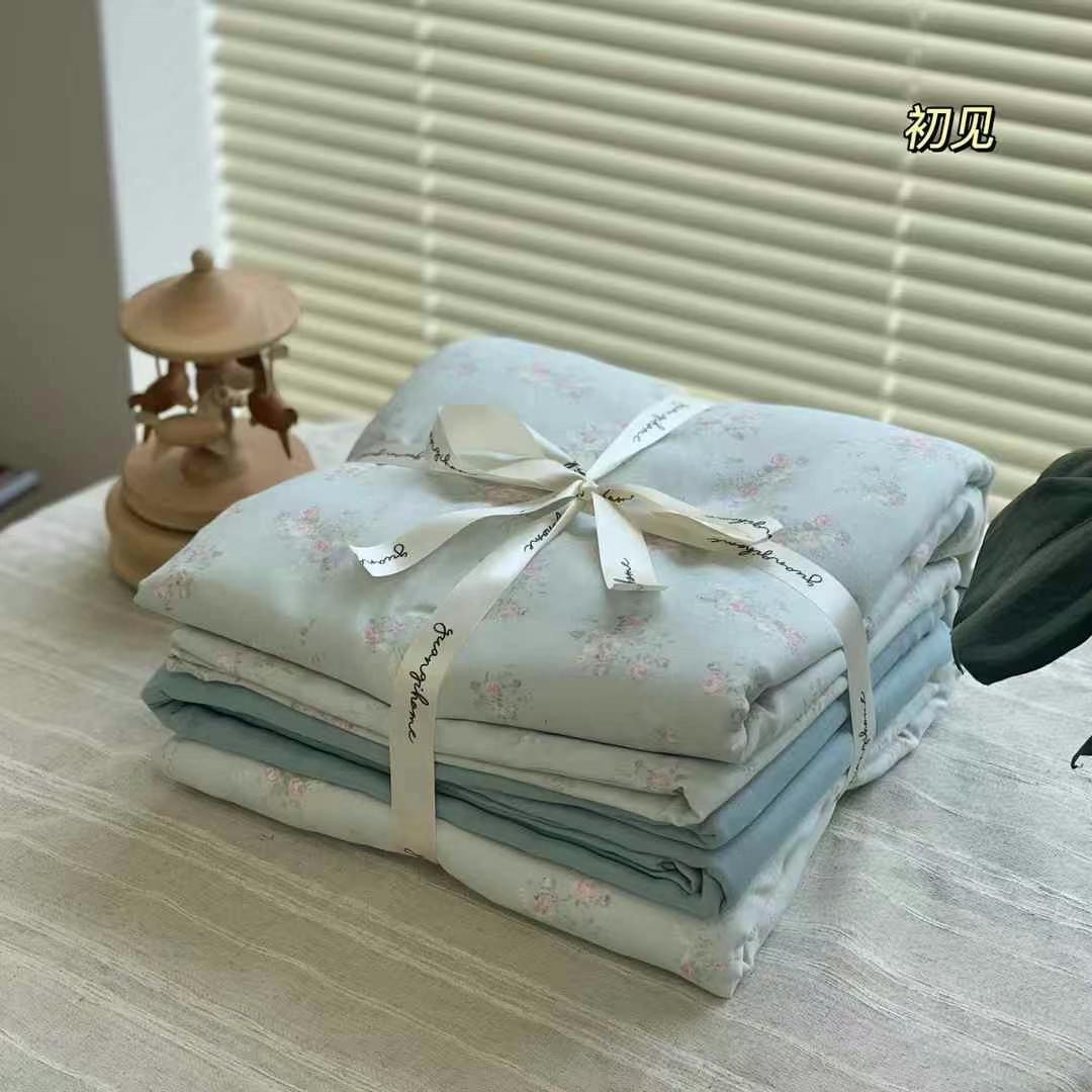 A set of three or four pieces with fresh small floral print double-layer yarn, pure cotton soft naked sleeping quilt cover and cartoon bedding pic 39