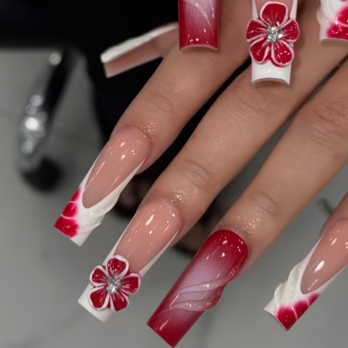 Cross-border bestseller: Wholesale of a set of 24-piece red gradient gradient French 3D flower long pipe nail prosthetics pic 2