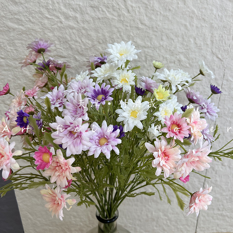 The carnation bouquet is a birthday gift for mom. The flower gift box is beautifully packaged pic 4
