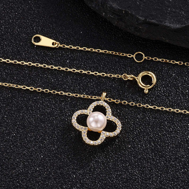 Zhuoheng Zhenxuan s925 Pure Silver Clover Necklace with micro-inlaid zircon, exquisite and compact design, fashionable little dress necklace for women pic 17