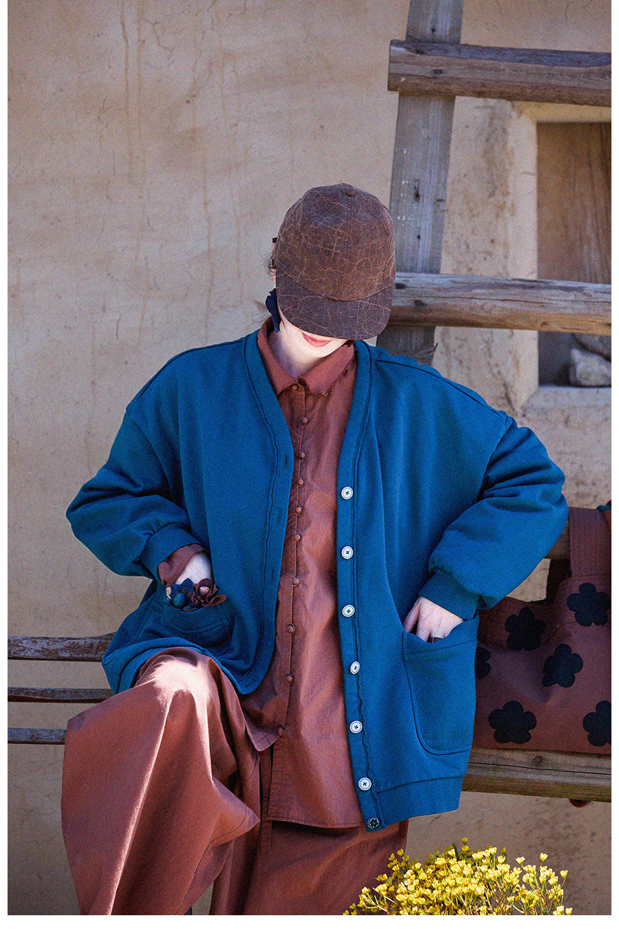 New autumn and winter style, artistic and retro original hazelnut red-brown cotton casual top, high-density, slightly elastic loose shirt for women pic 40