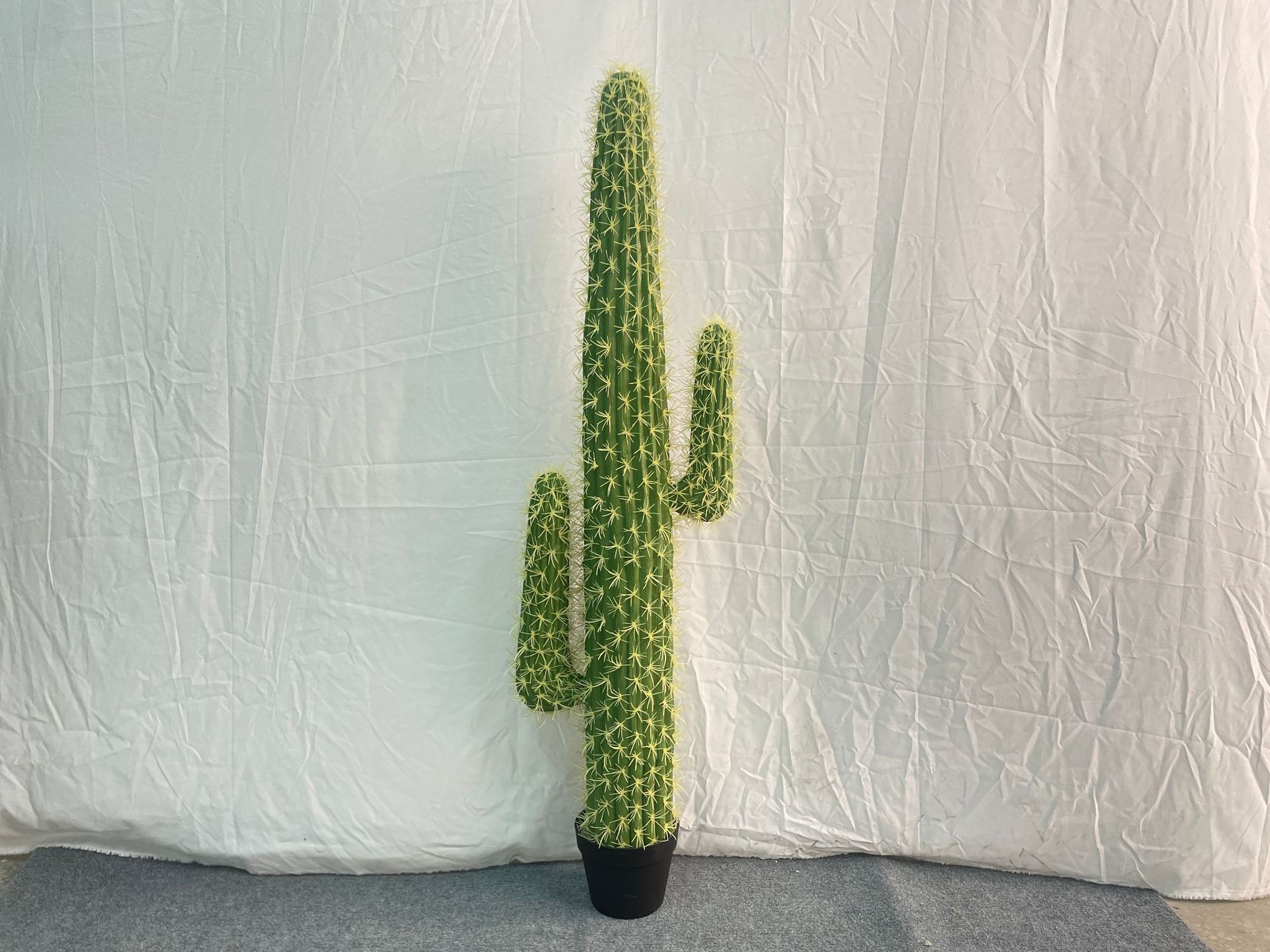 Fuente de suministro transfronterizo de fábrica de alta simulación cactus failing man columna resistente a la caída libre de mantenimiento decoración interior y exterior pic 4