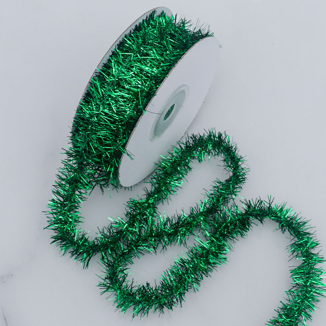 Cross-border Christmas festival colorful festival decorations, gold and silver colored strips, handcrafted strings, woolen strips, Christmas threads, scallion strips pic 5
