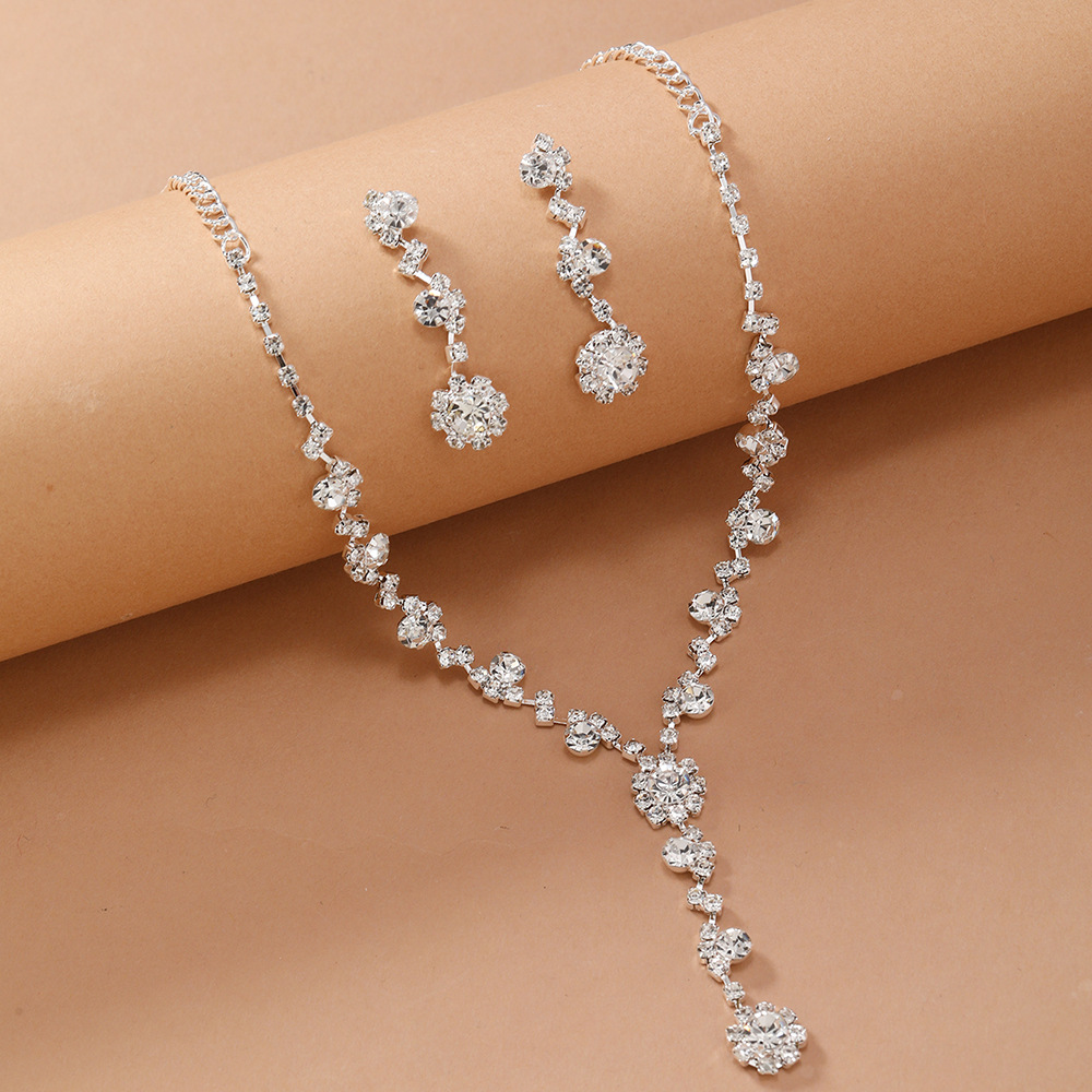 New necklace and earring set, European and American style water diamond collarbone bride accessory chain, diamond-encrusted banquet party set chain and earrings pic 6