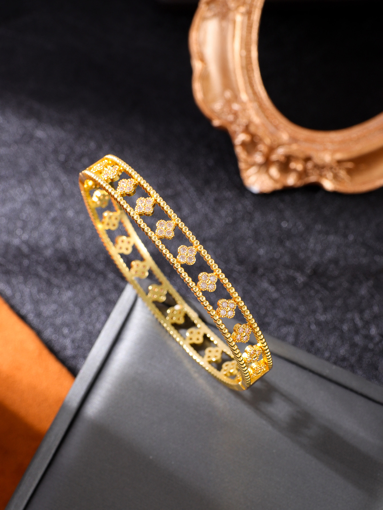 Fashionable country style four-leaf clover 3A zircon bracelet for female Korean Internet celebrity, light luxury and versatile 鉓 product factory direct sales pic 6