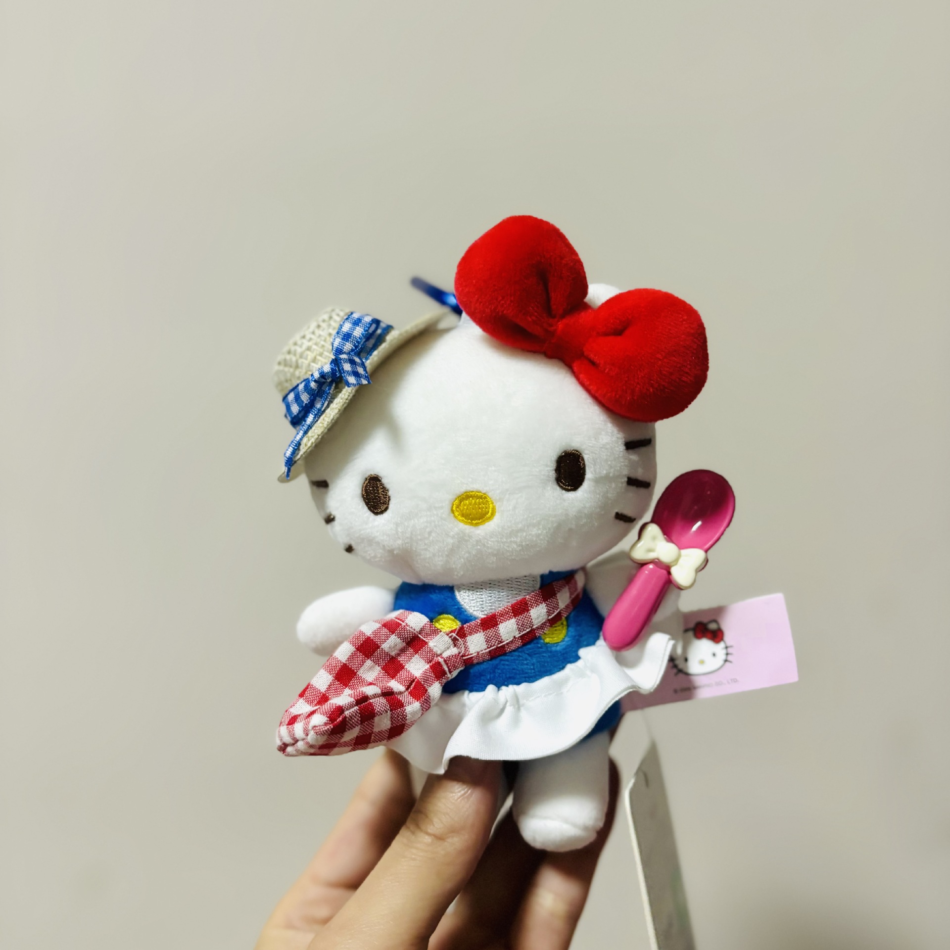 三丽鸥正版hellokitty小挂件公仔包包挂饰毛绒玩偶哈喽kt猫钥匙扣详情2