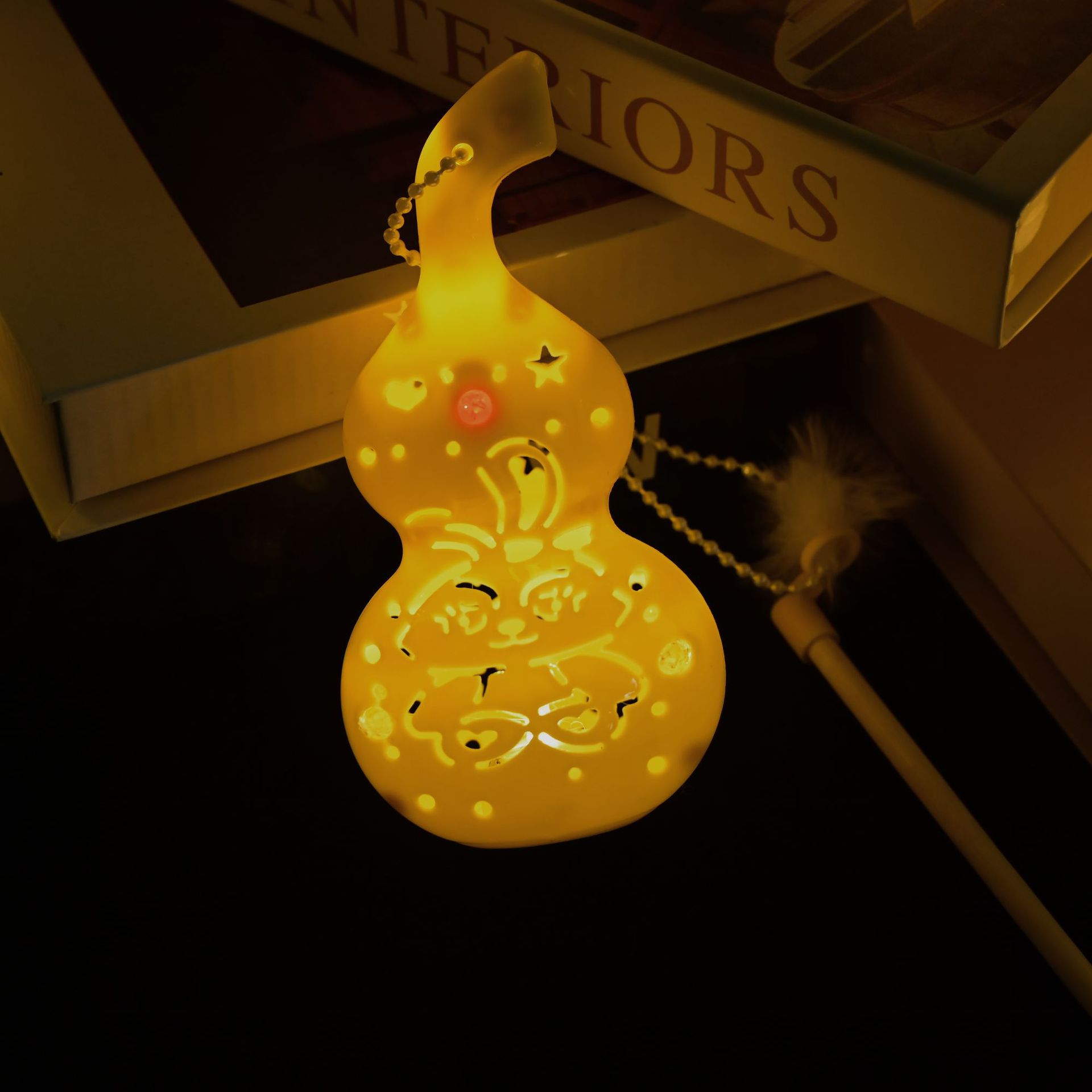 新款儿童手提发光葫芦灯笼 镂空发光 节日活动装饰礼品批发详情4