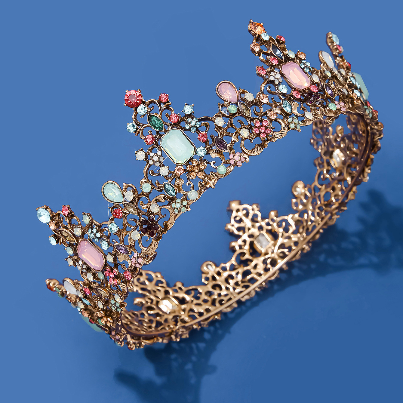 新款欧美满钻超闪银色半圆皇冠新娘结婚头饰摄影跟妆盘发造型复古详情8