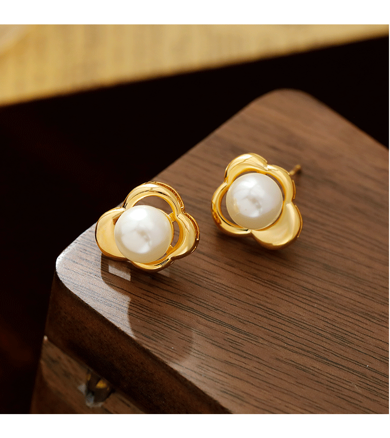 Hyacinth pearl aretes mujer 2025 tik yin boom aretes estilo francés premium sentido pequeña fragancia orejeras nicho temperamento orejeras pic 5