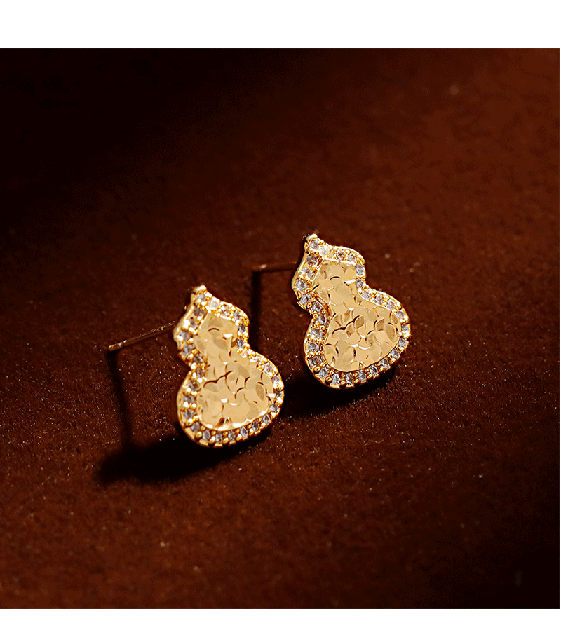 Hyacinth Golden full diamond broken ice gourd stud earrings for women are small, exquisite, fashionable commuting earrings with a grand and elegant style pic 5