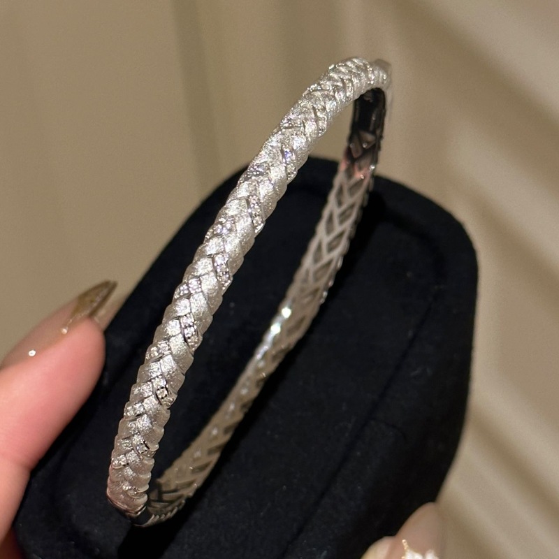 French retro Italian brushed wheat ear woven bracelet, diamond-encrusted, light luxury, exquisite, fashionable and versatile new Chinese style bracelet pic 3
