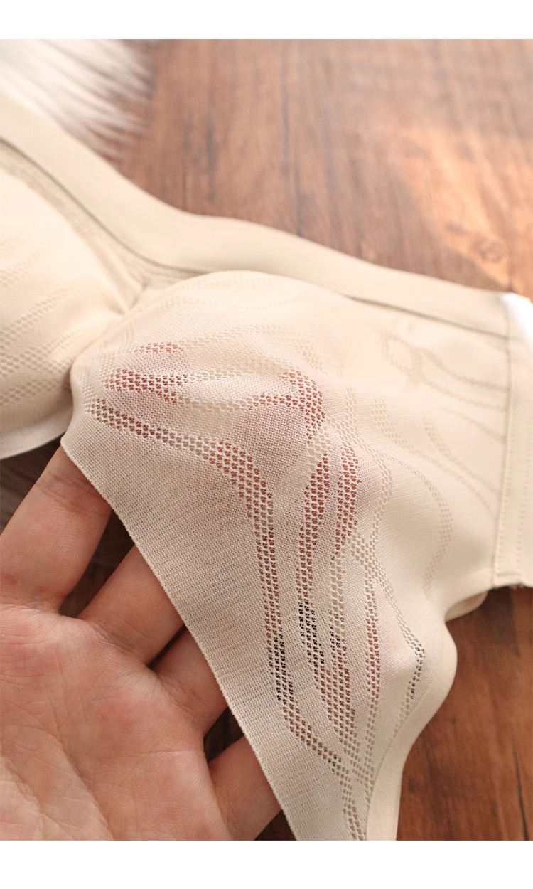 桑蚕丝真丝无痕内衣女小胸聚拢显小收副乳防下垂无钢圈文胸罩秋冬详情5