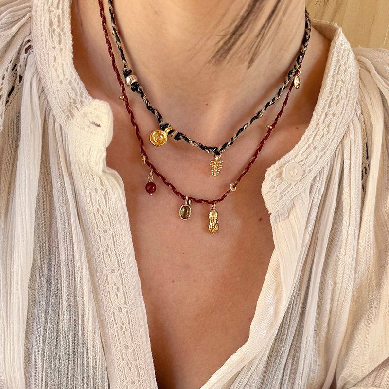 精致手作天然玉石红玛瑙编绳项链叠戴幸运硬币花生金色红绳手链女详情10