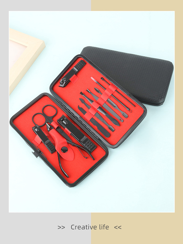 Cross-border black and red 18-piece set of nail clippers, decoration nails, nail clippers set, beauty and nail tools, complete set of nail clippers pic 1