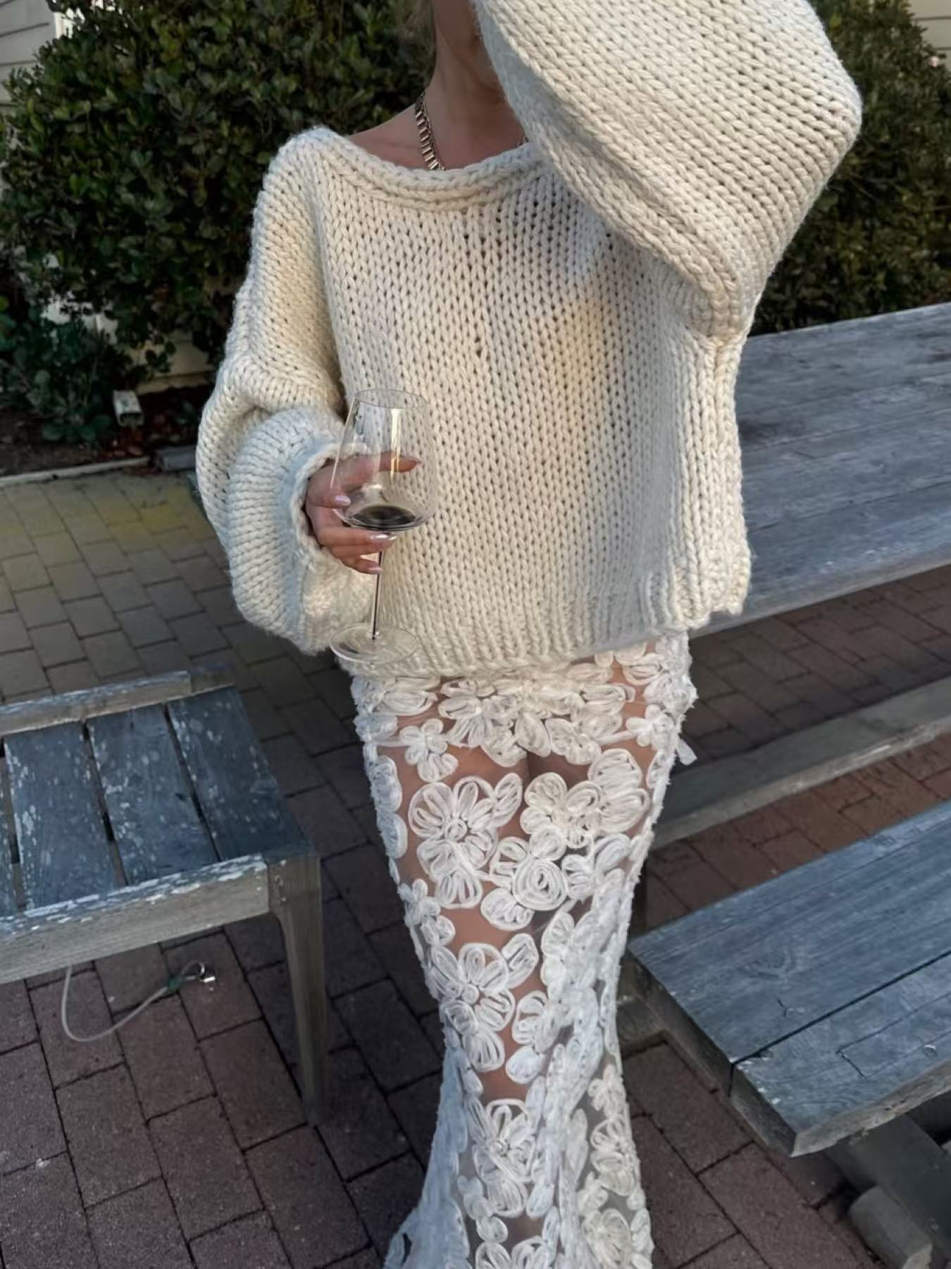 Cross-border Europe and America 2025 new style personalized short, thick-knit, bow tie tie cardigan sweater for both sides to wear pic 5