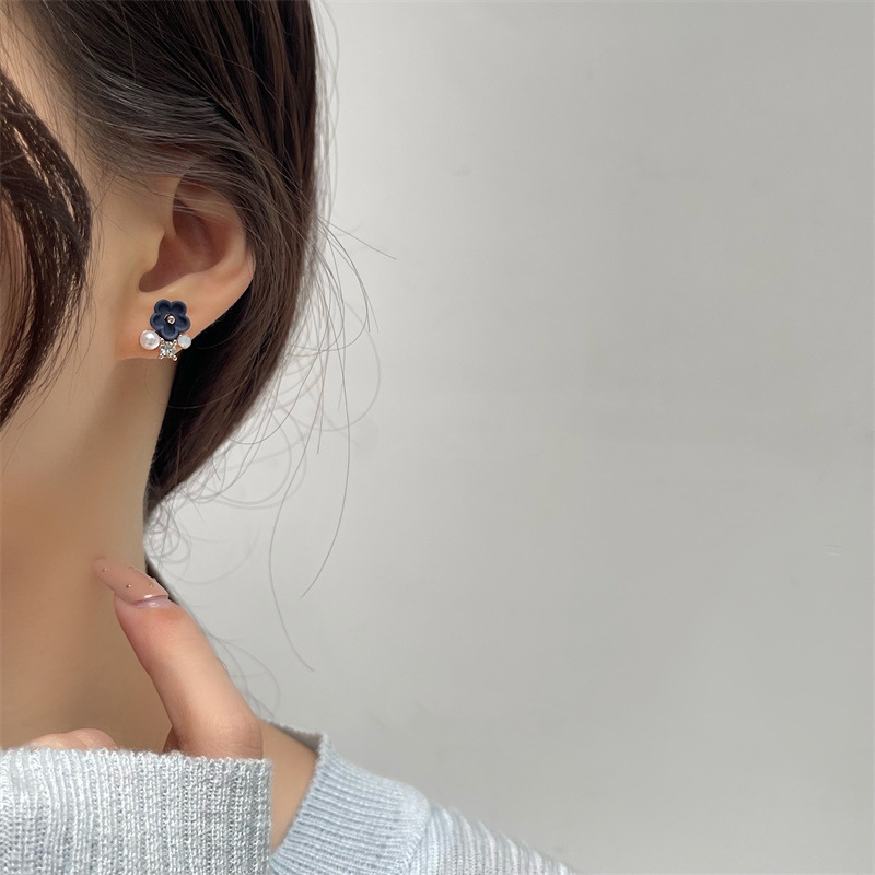 S925银针哑光宝蓝色小花镶钻珍珠复古超仙小巧精美温柔显白耳钉详情3