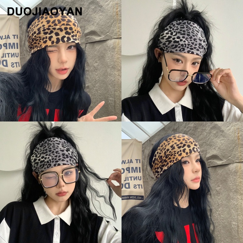 The new sporty hair band, Paisley printed hair band, is a popular fashion wide-sided breathable sports yoga hair band for women pic 8